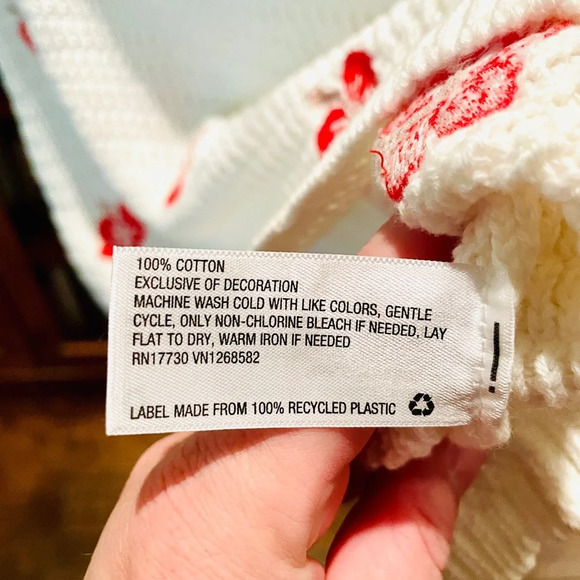 Wild Fable crocheted hibiscus flower tropical crop top tank SZ L white pink - Picture 7 of 7